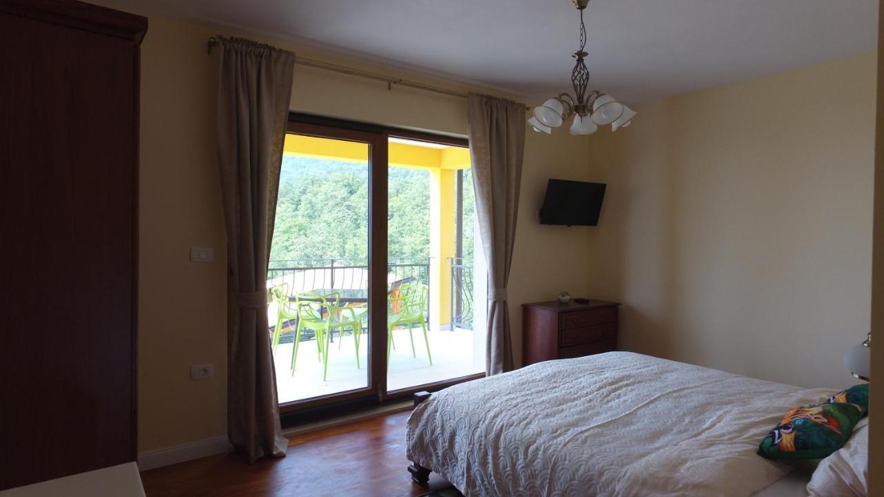 Villa Bambi Mošćenička Draga Buitenkant foto
