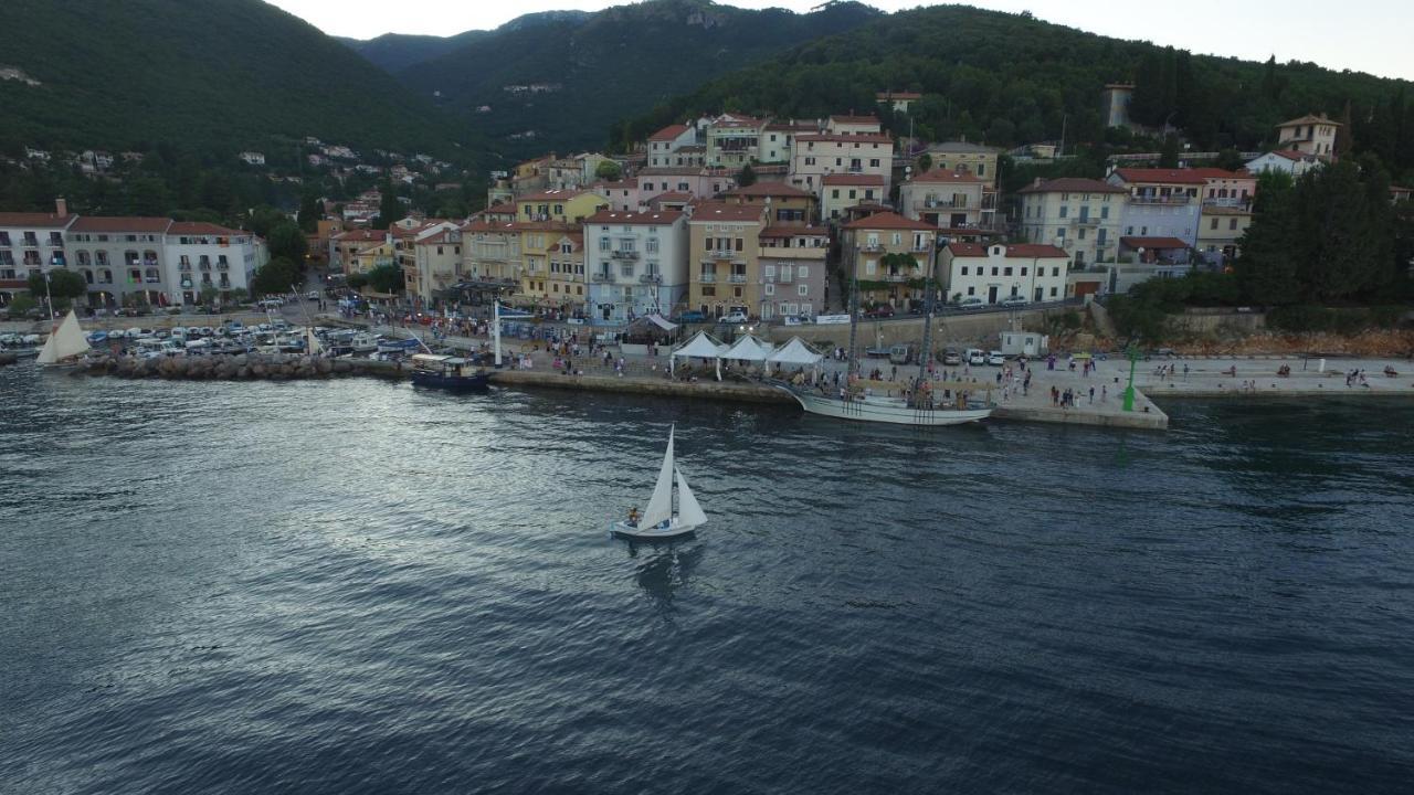 Villa Bambi Mošćenička Draga Buitenkant foto