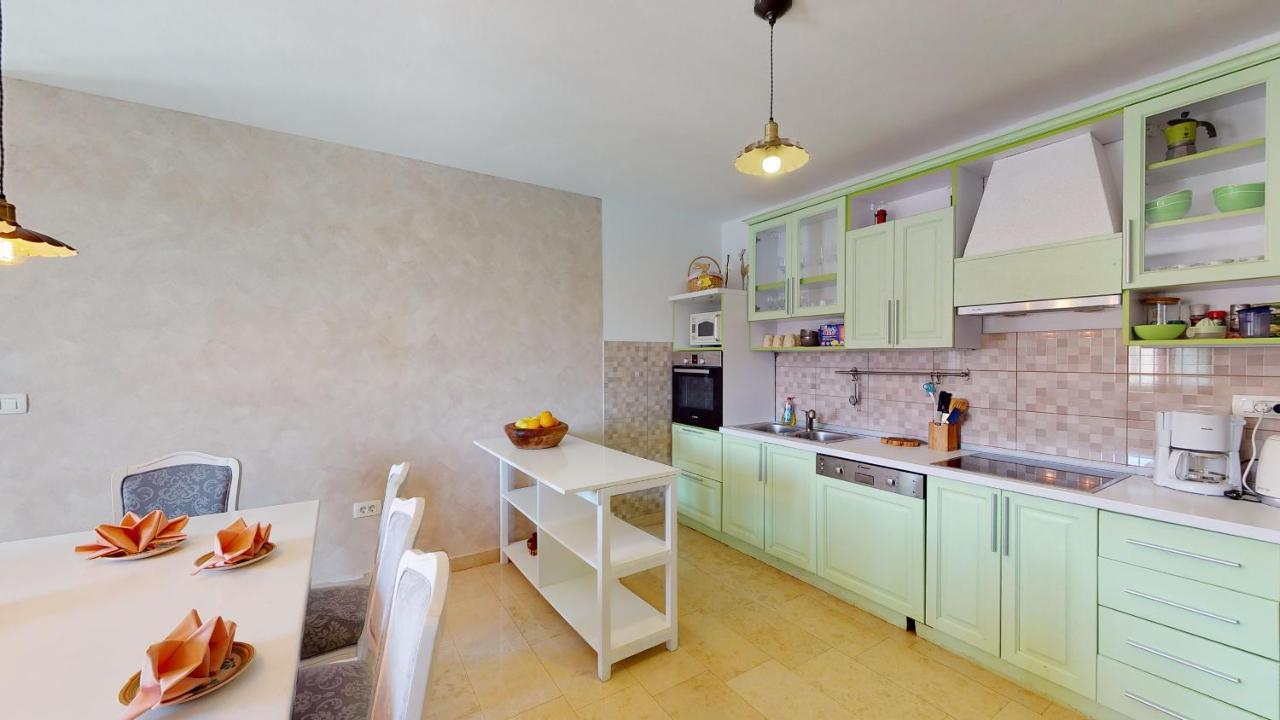 Villa Bambi Mošćenička Draga Buitenkant foto