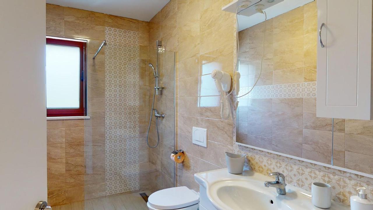 Villa Bambi Mošćenička Draga Buitenkant foto