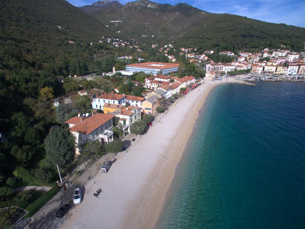 Villa Bambi Mošćenička Draga Buitenkant foto
