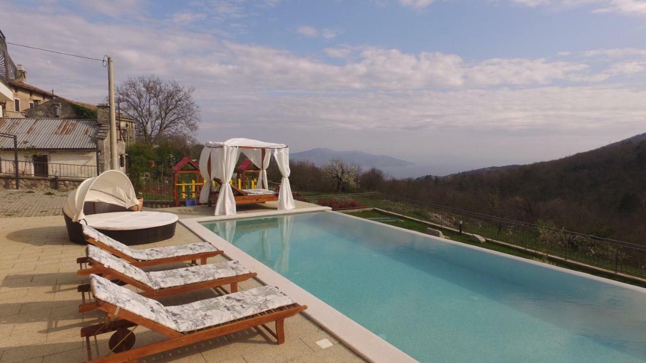 Villa Bambi Mošćenička Draga Buitenkant foto